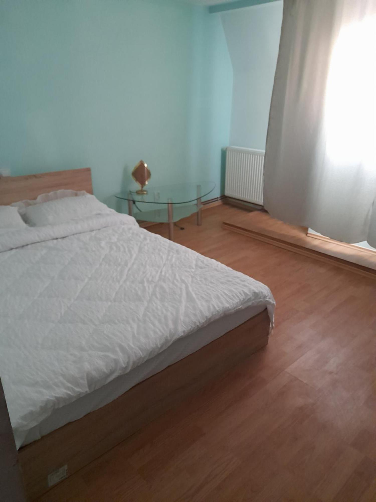 Appartamento Garsoniera Sic Zona Terapia Zona Linistita La Casa Cu Parcare Cluj-Napoca Esterno foto